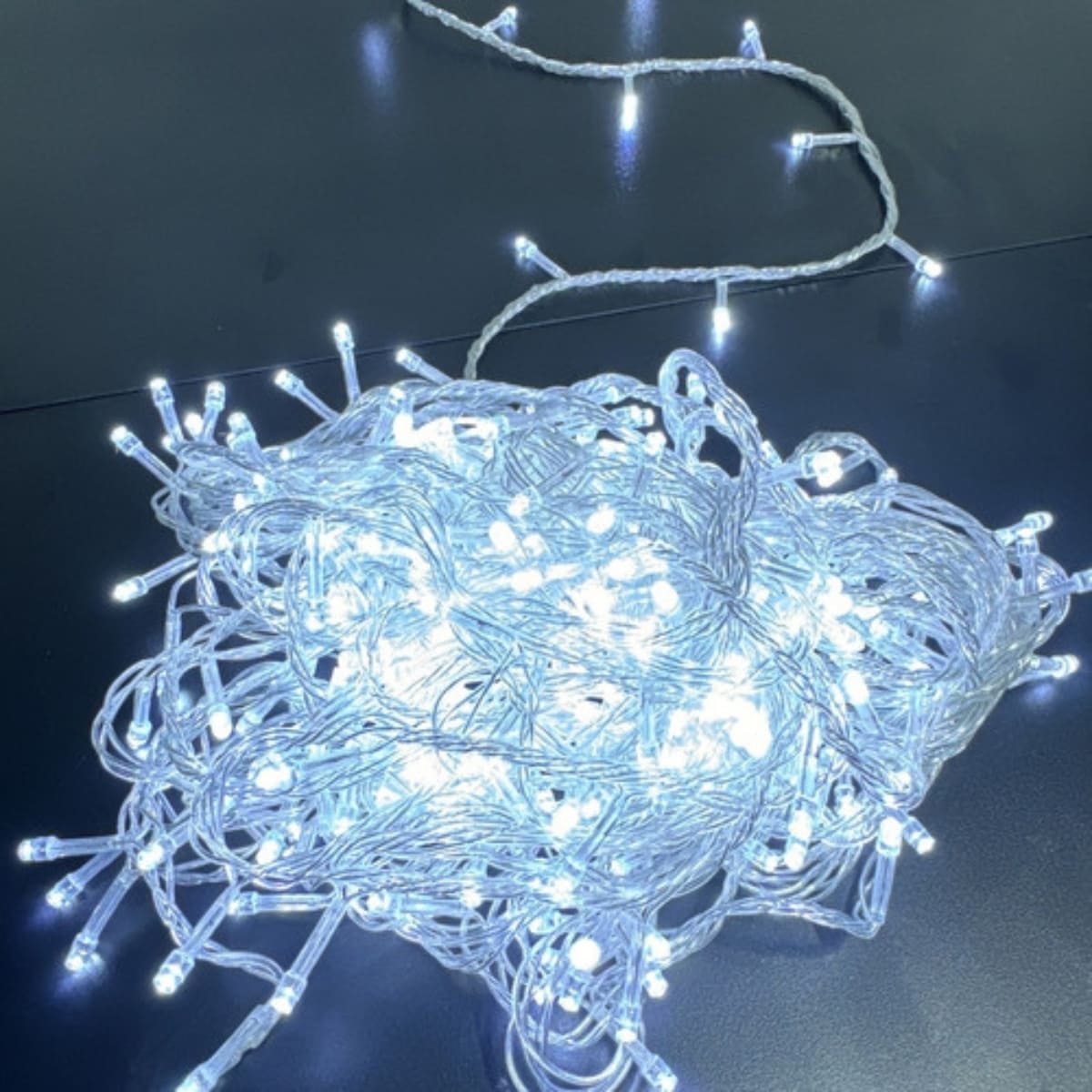 Cordão Pisca de Natal 300 Leds 30 metros Fio Transparente 8 Funções Decoração Para Árvores, Casa e Festas LuvinCo